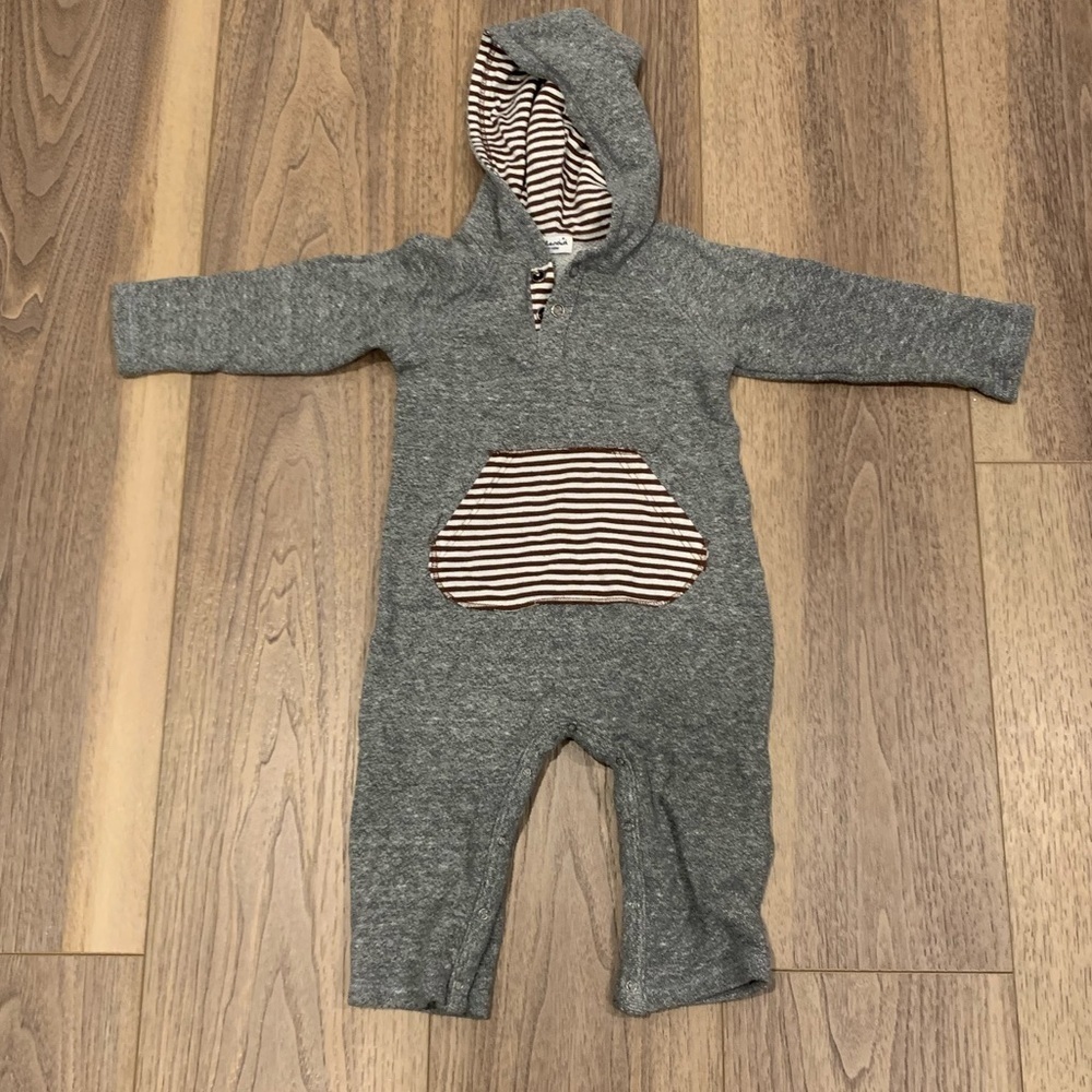 Splendid Baby Sweatshirt Sweatpant One Piece Set